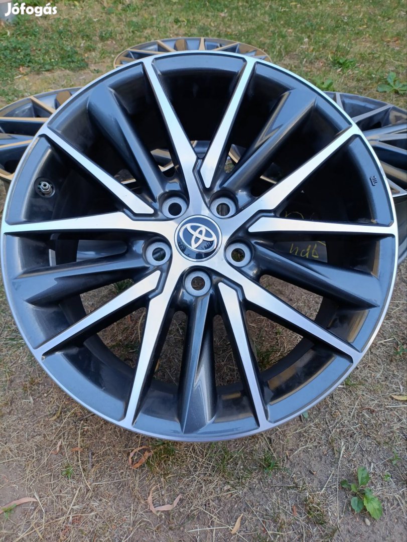Toyota gyári R18' alufelni szenzorral 