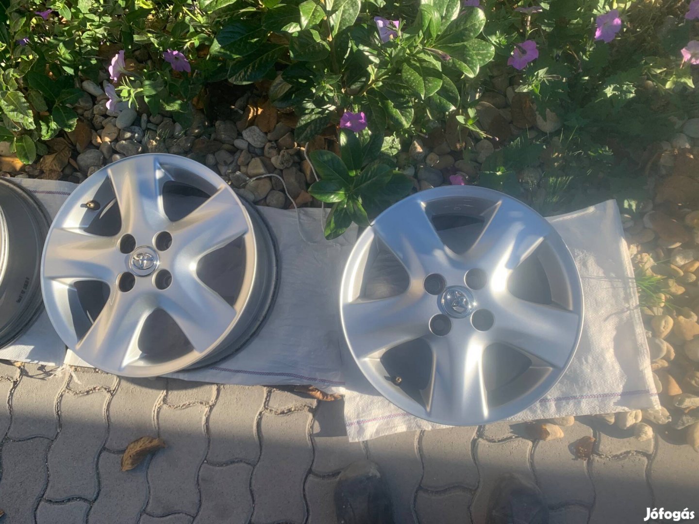 Toyota gyári alufelni