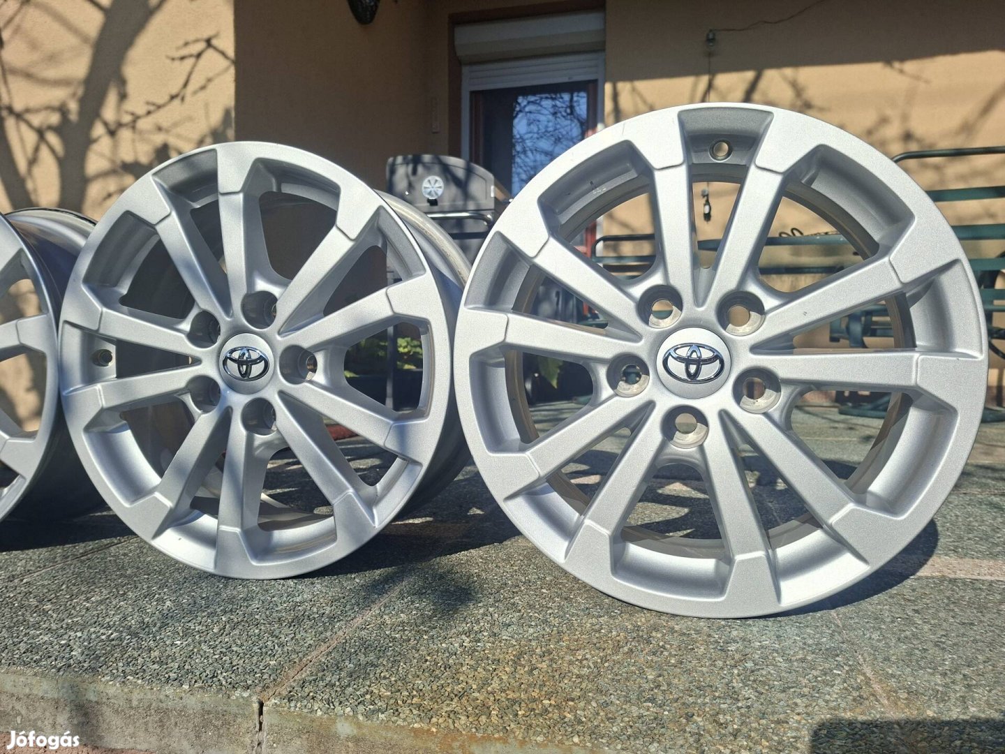 Toyota gyári alufelni alu felni 5x114.3 60.1 ET39 újszerű állapotban
