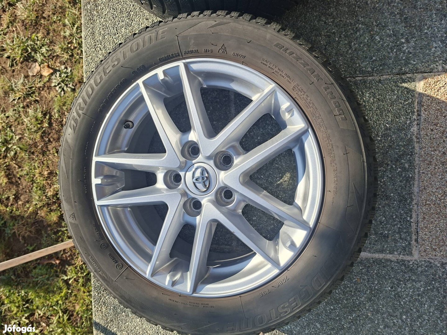 Toyota gyári alufelni garnitúra 5x114.3 60.1 ET39 téli 