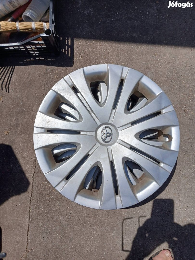 Toyota gyári disztárcsa garnitúra 16"eladó. 