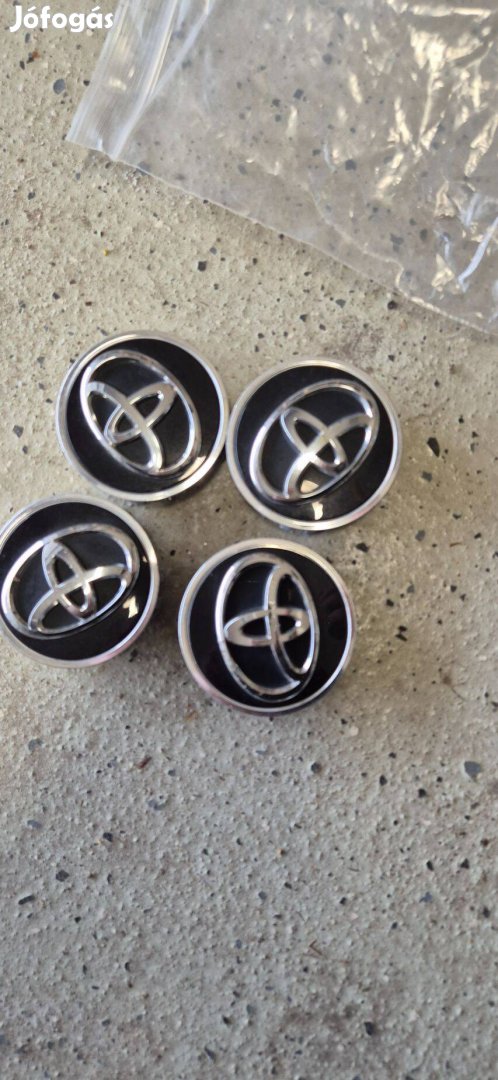 Toyota gyári felni kupak
