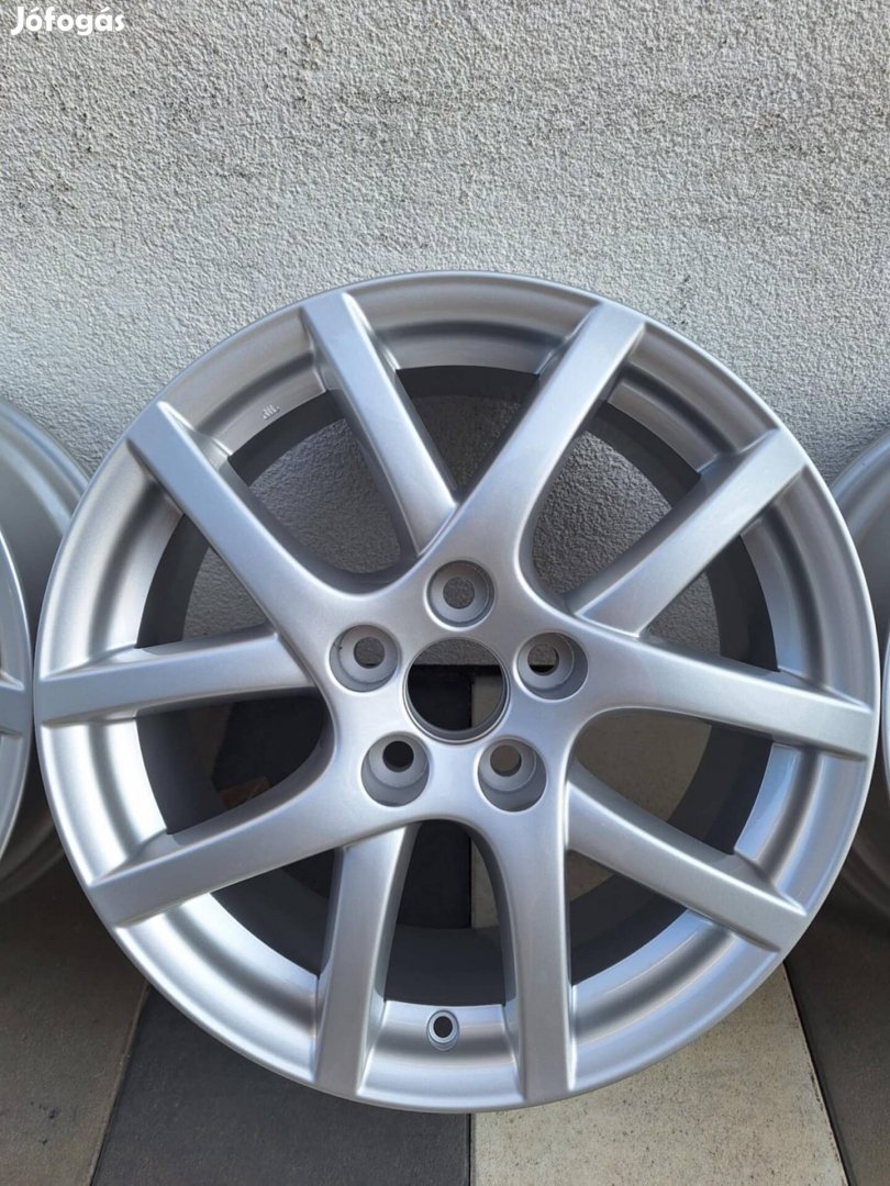 Toyota gyári teljesen új 17 colos felni Lexus Suzuki