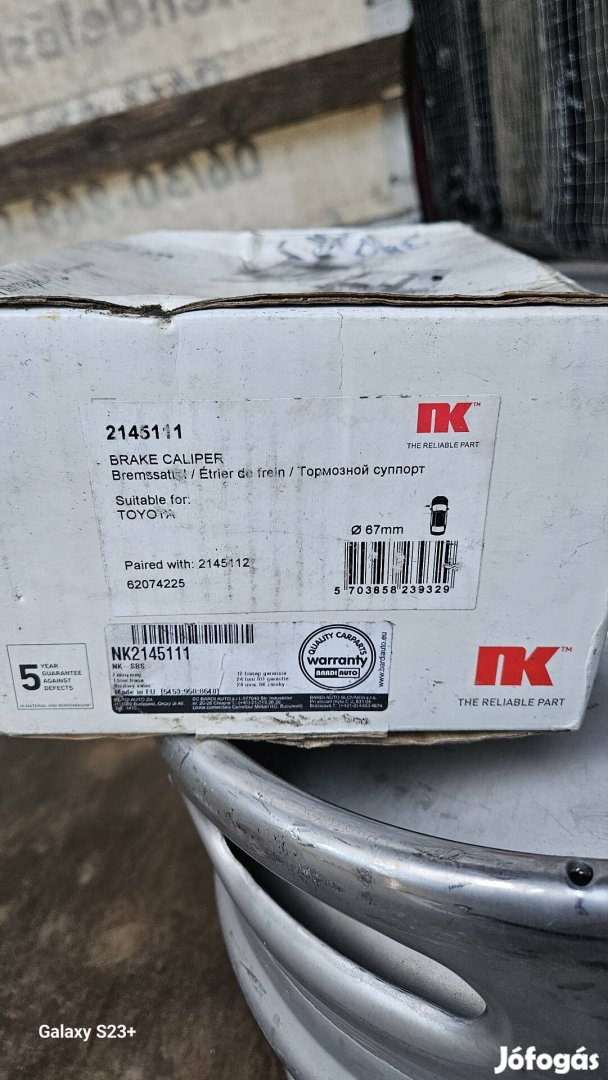 Toyota hiace első féknyereg