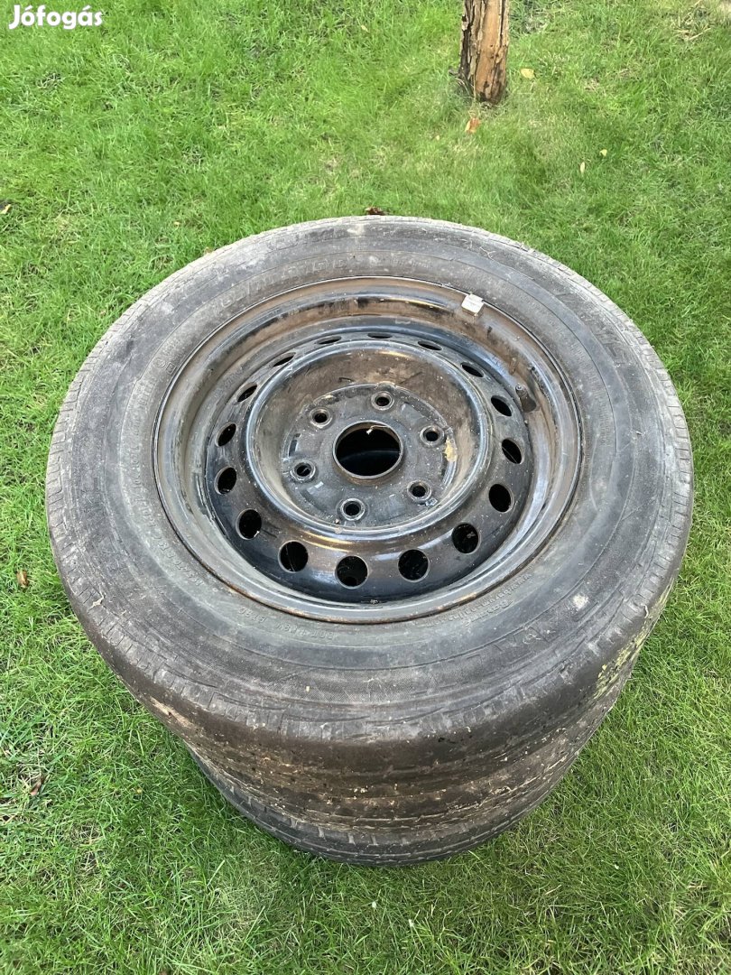 Toyota hiace felni eladó