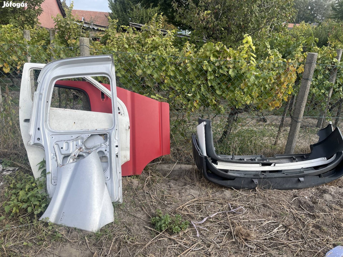 Toyota hiace sarvedo ajto