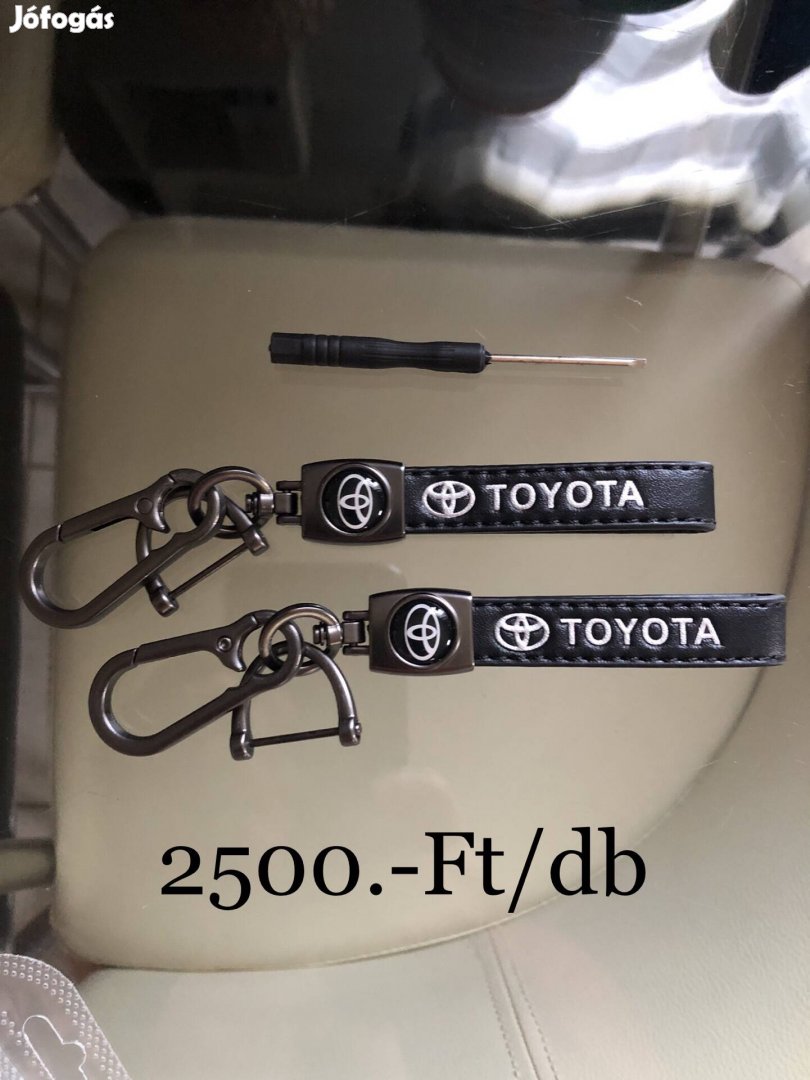 Toyota kulcstartó , Toyota kiegészítő 