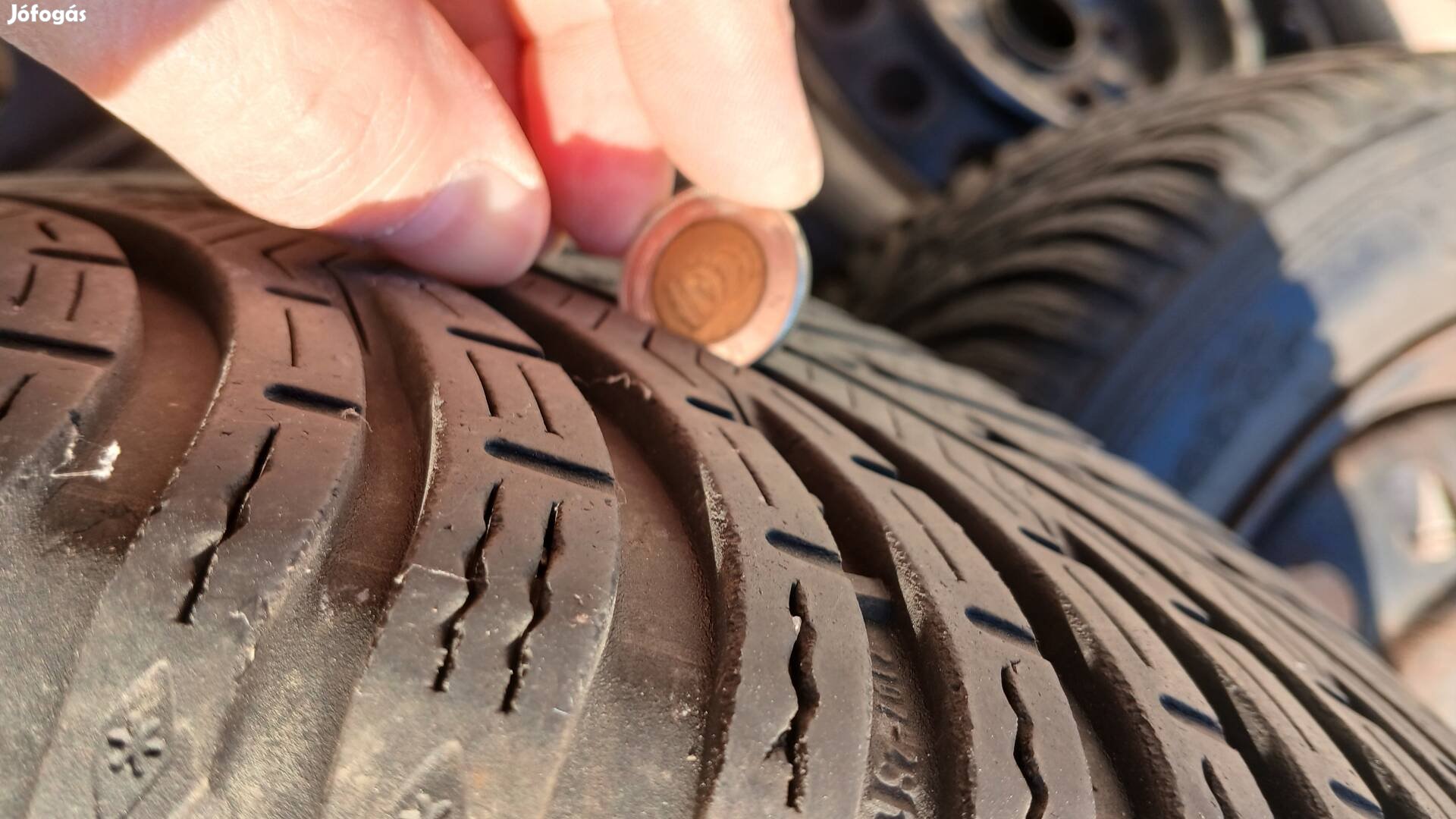 Toyota lemezfelnik téli gumival 205/55/16