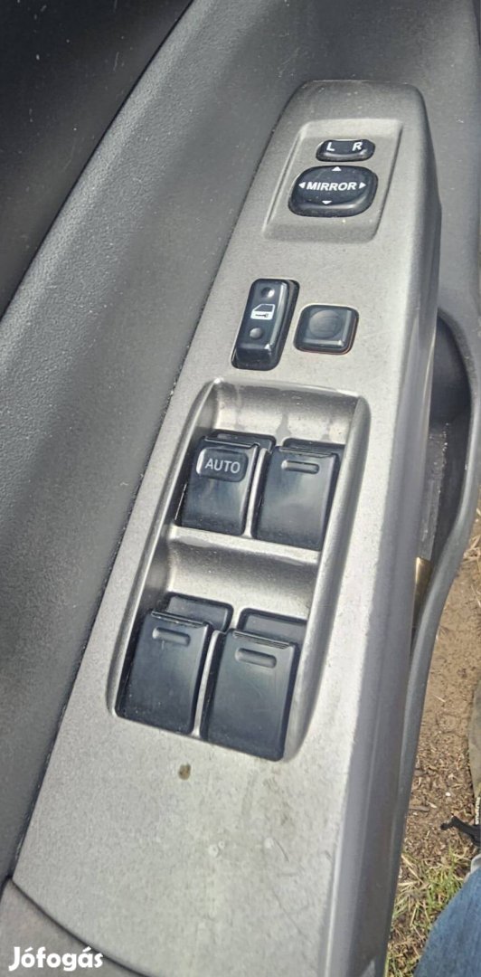 Toyota prius 2 bal első ablakemelő kapcsoló 10000