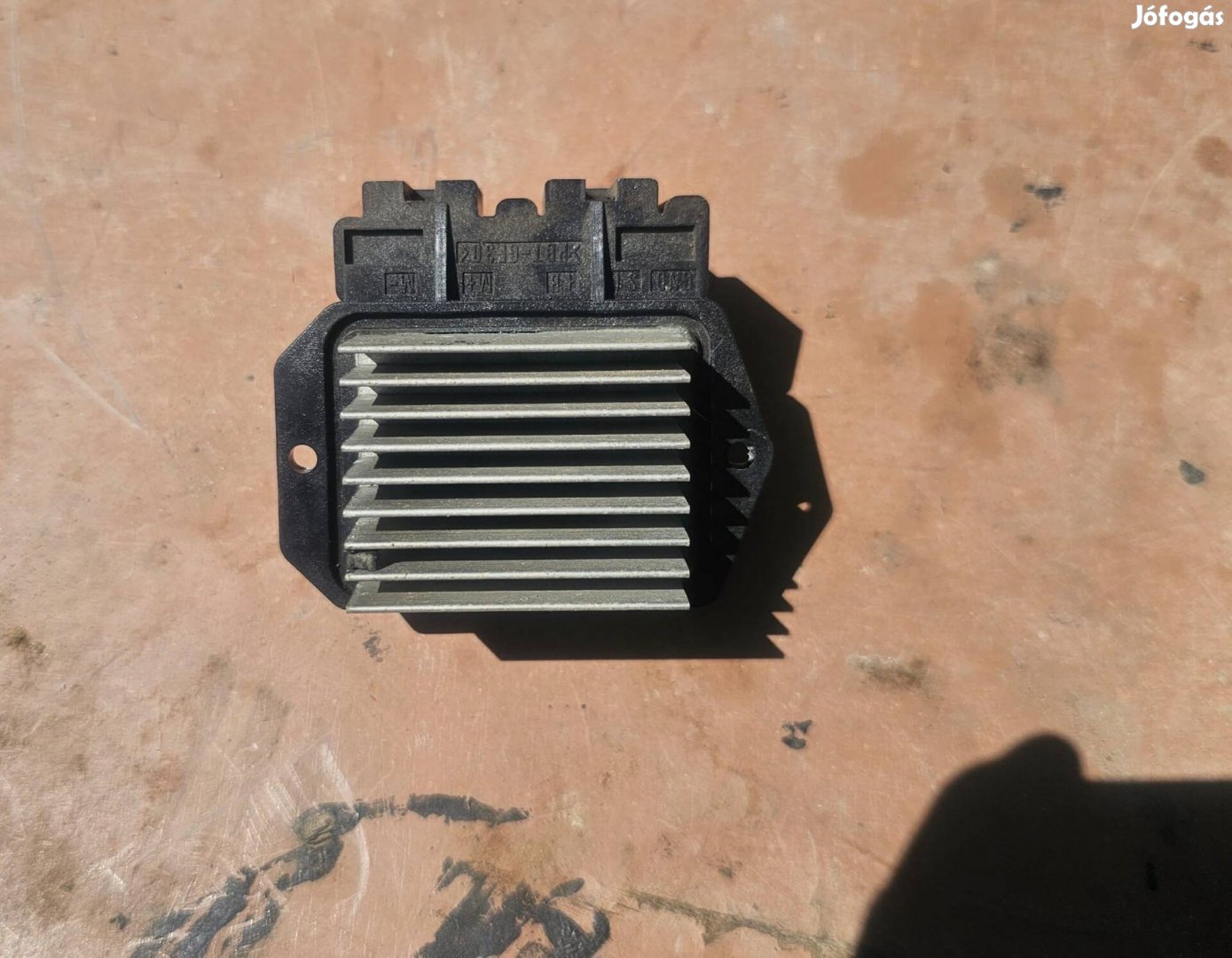 Toyota prius 2 fütömotor Elötét Ellenállás 8000