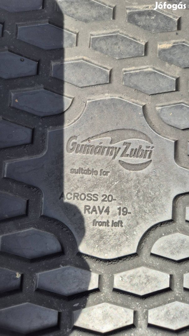 Toyota rav4 xa50 - Suzuki Across gumiszőnyeg garnitúra. 