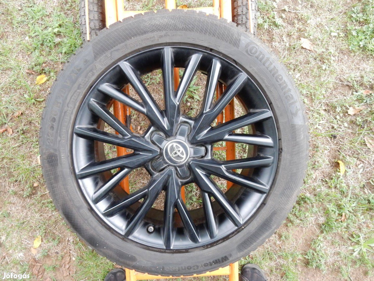 Toyota téli kerék szett Continental Winter Contact225/50 R18 szinte új