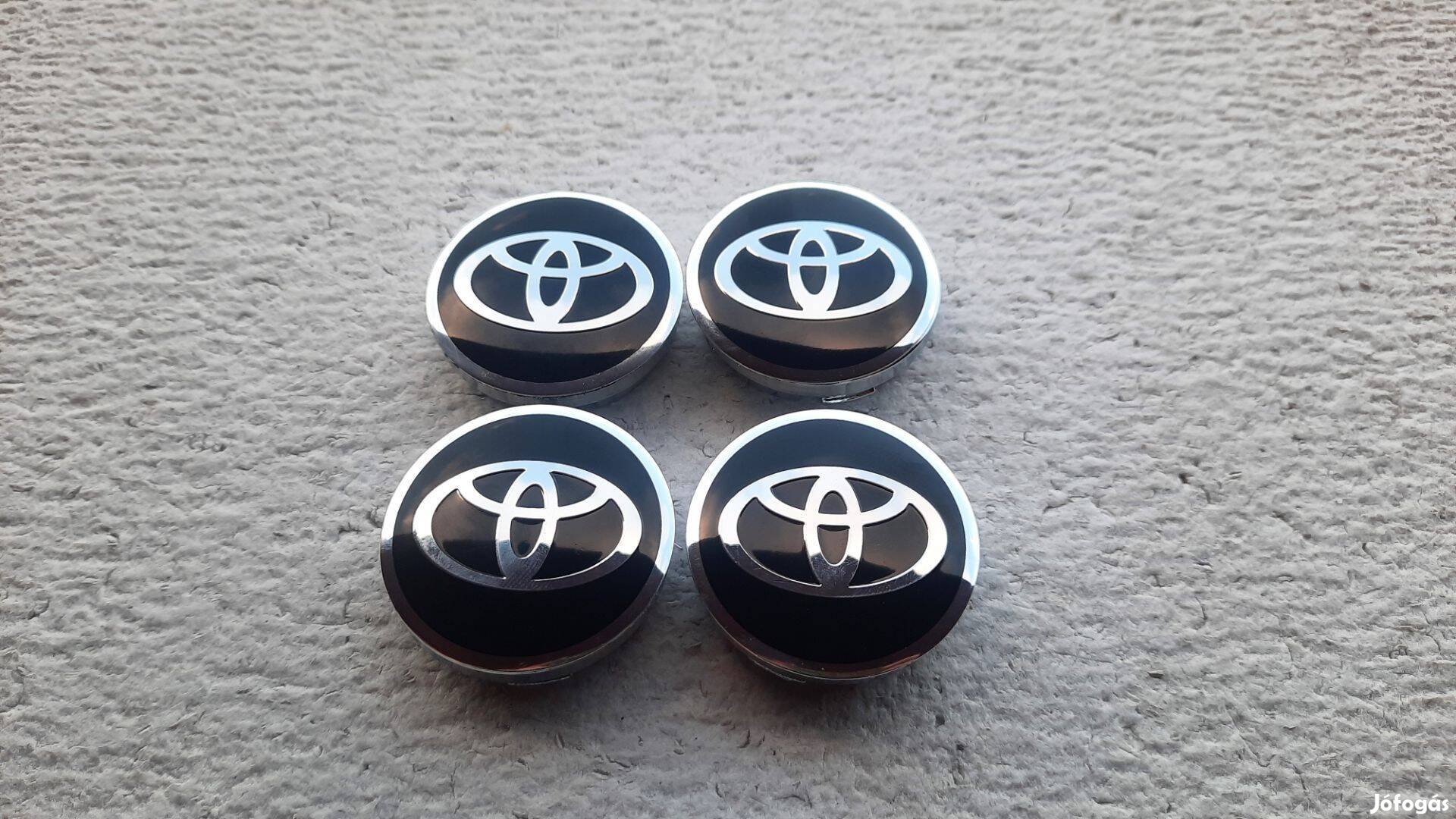 Toyota új felni díszkupak közép felnikupak kerékagy kupak 56mm