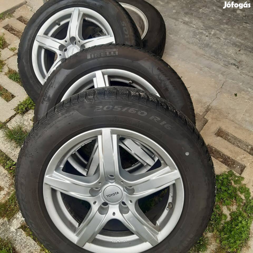 Toyota verso 2-re 4db Brock rcd10 alufelni