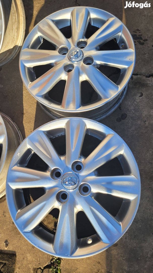 Toyota yaris 15" col gyári alufelni szett