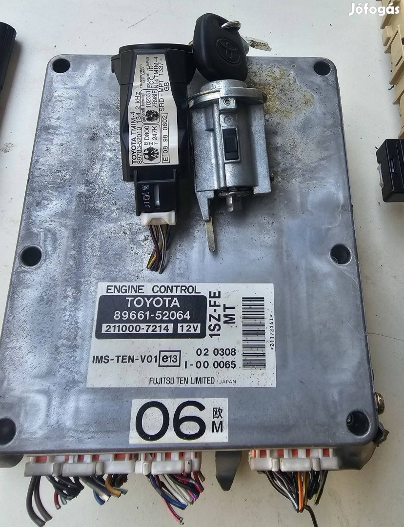 Toyota yaris 1.0 Motorvezérlő komputer elektronika 20000