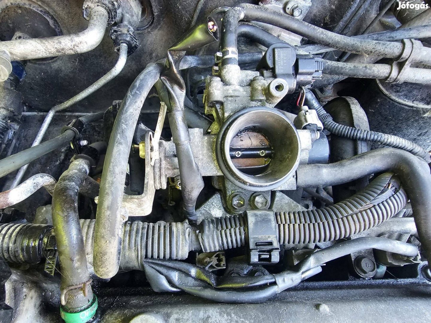 Toyota yaris 1.0 pillangoszelep 8000