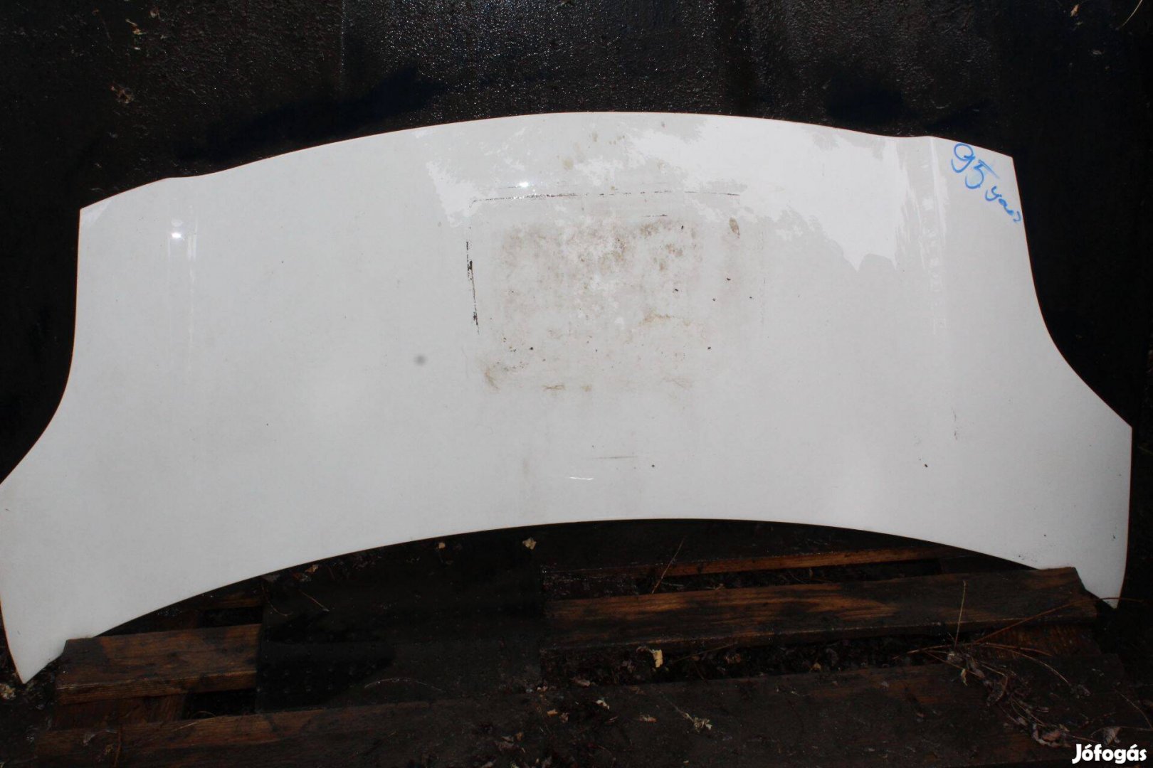 Toyota yaris II. 2006-2011 motorháztető (95)