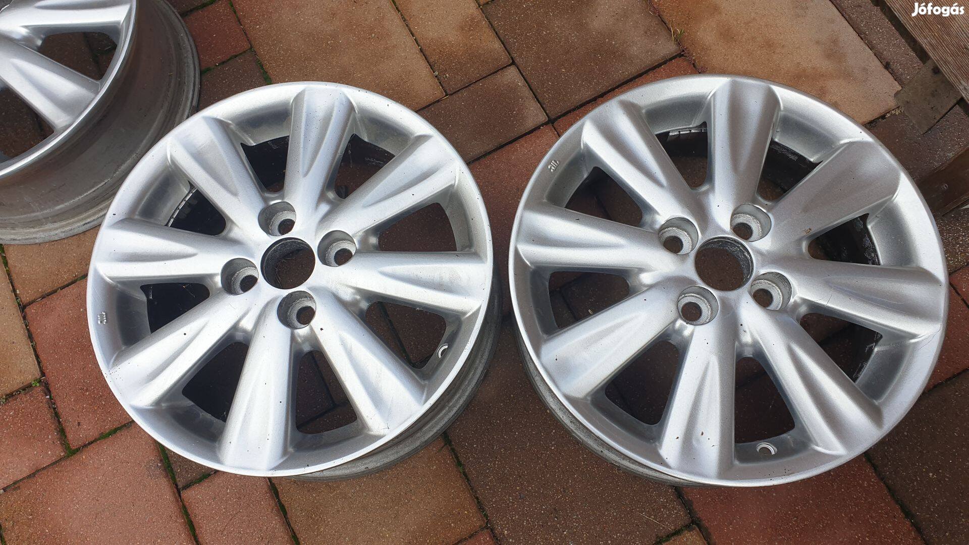Toyota yaris alufelni 15" col