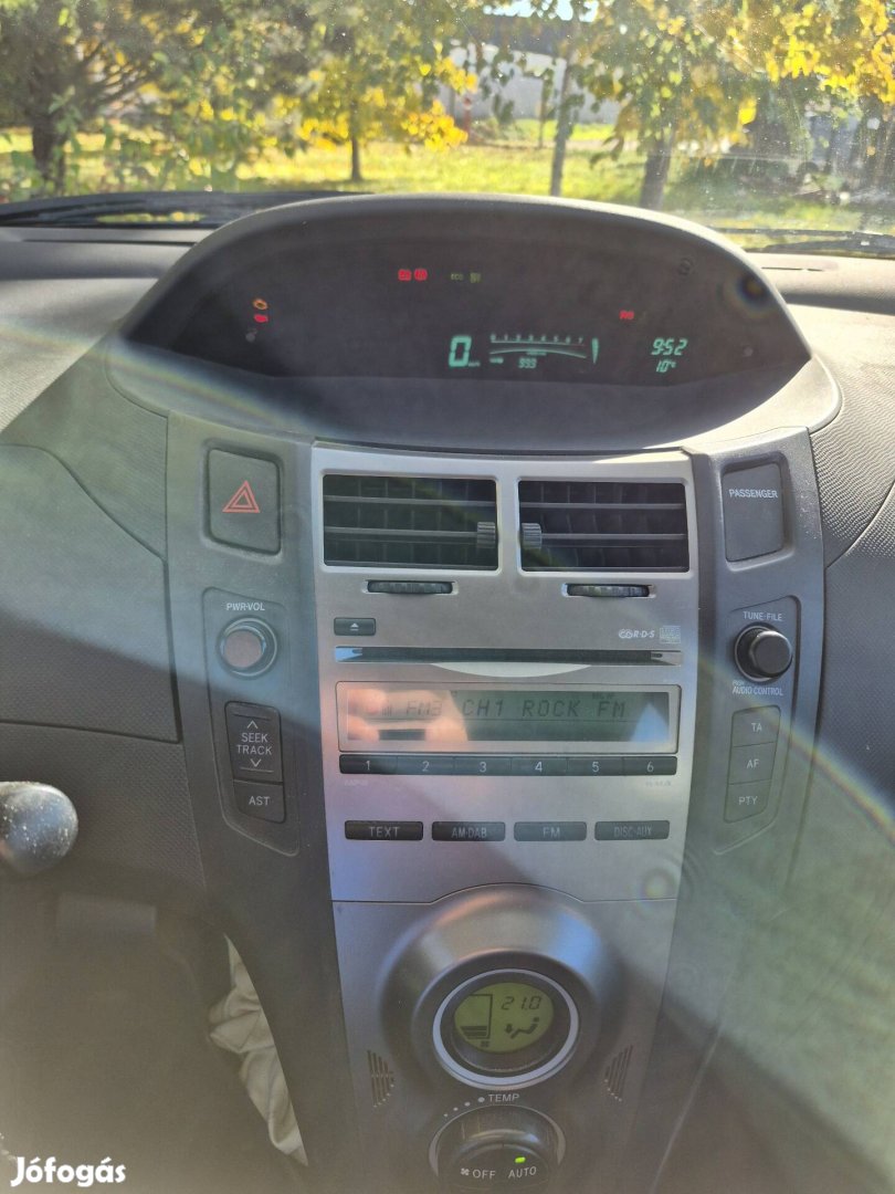 Toyota yaris cd- BTW autórádio