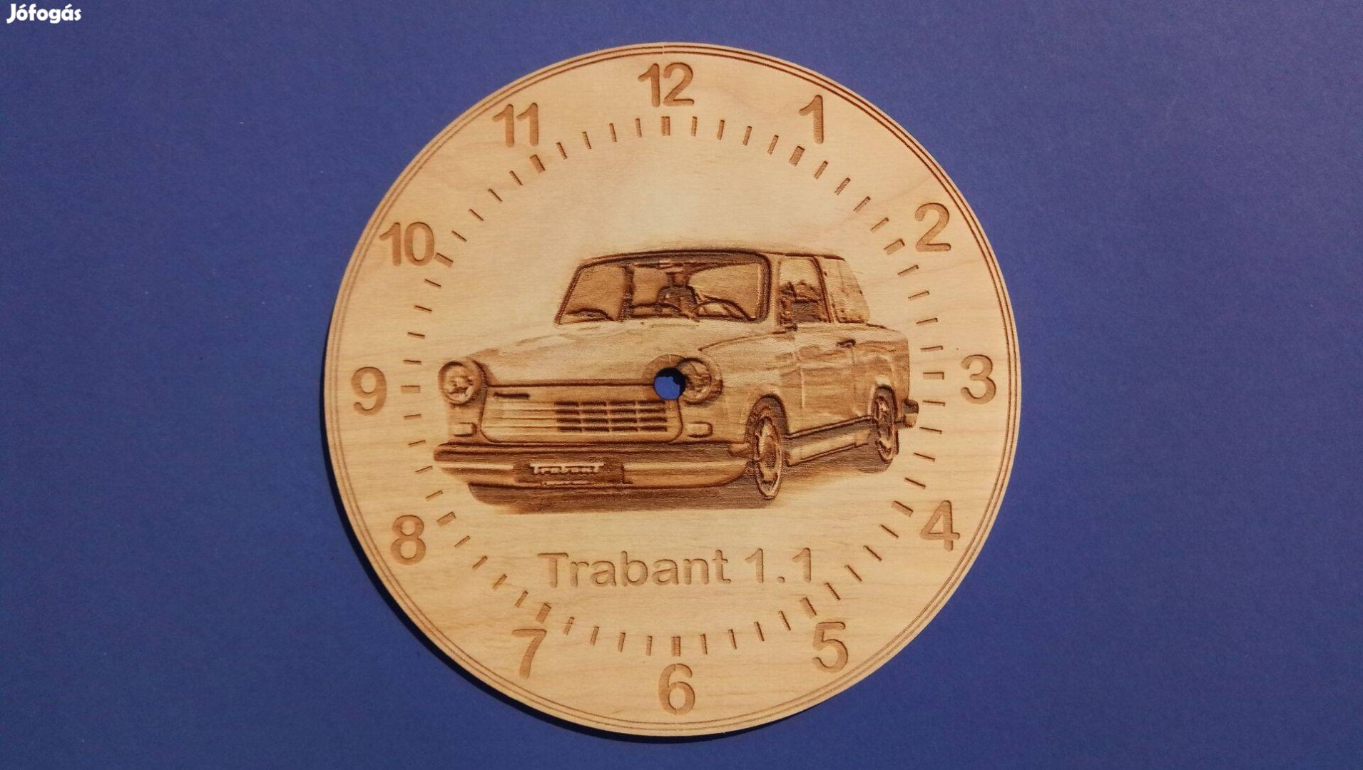 Trabant 1.1 limo mintás falióra