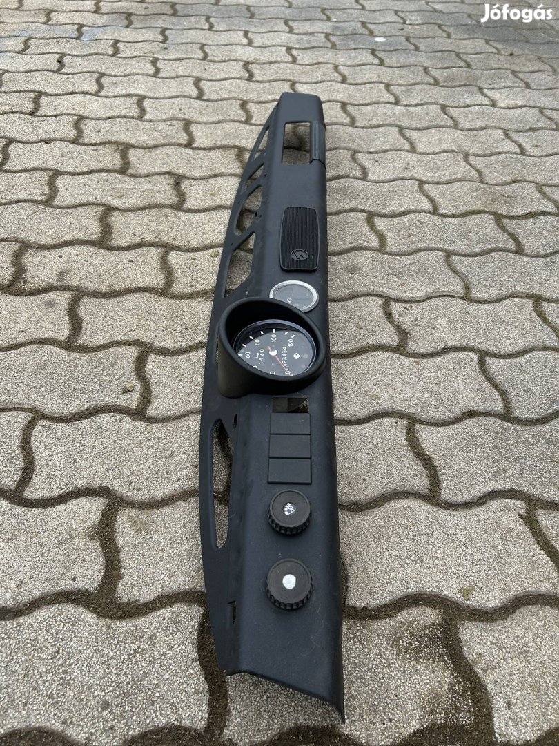 Trabant 601 gyári műszerfal