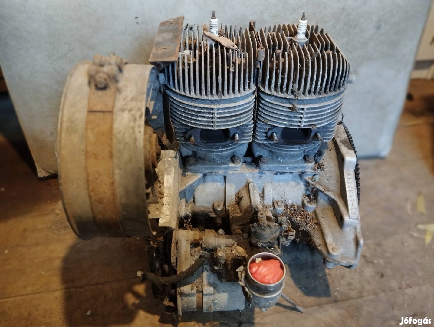 Trabant 601motor karburátorral generátorral .