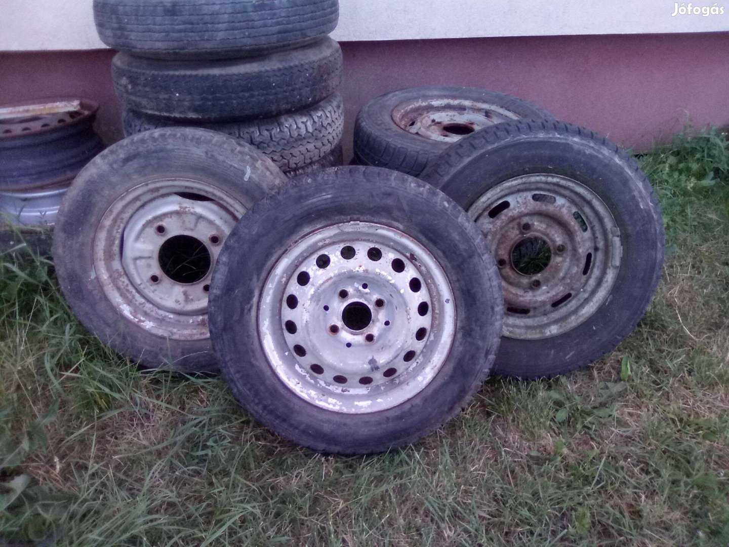 Trabant Wartburg Lada Skoda 120 felni garnitúrák eladó