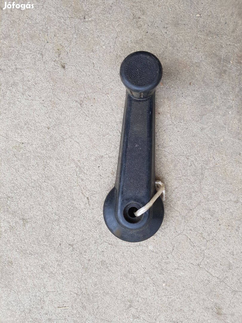 Trabant ablak tekerő kar műanyag Ár: 1.500Ft