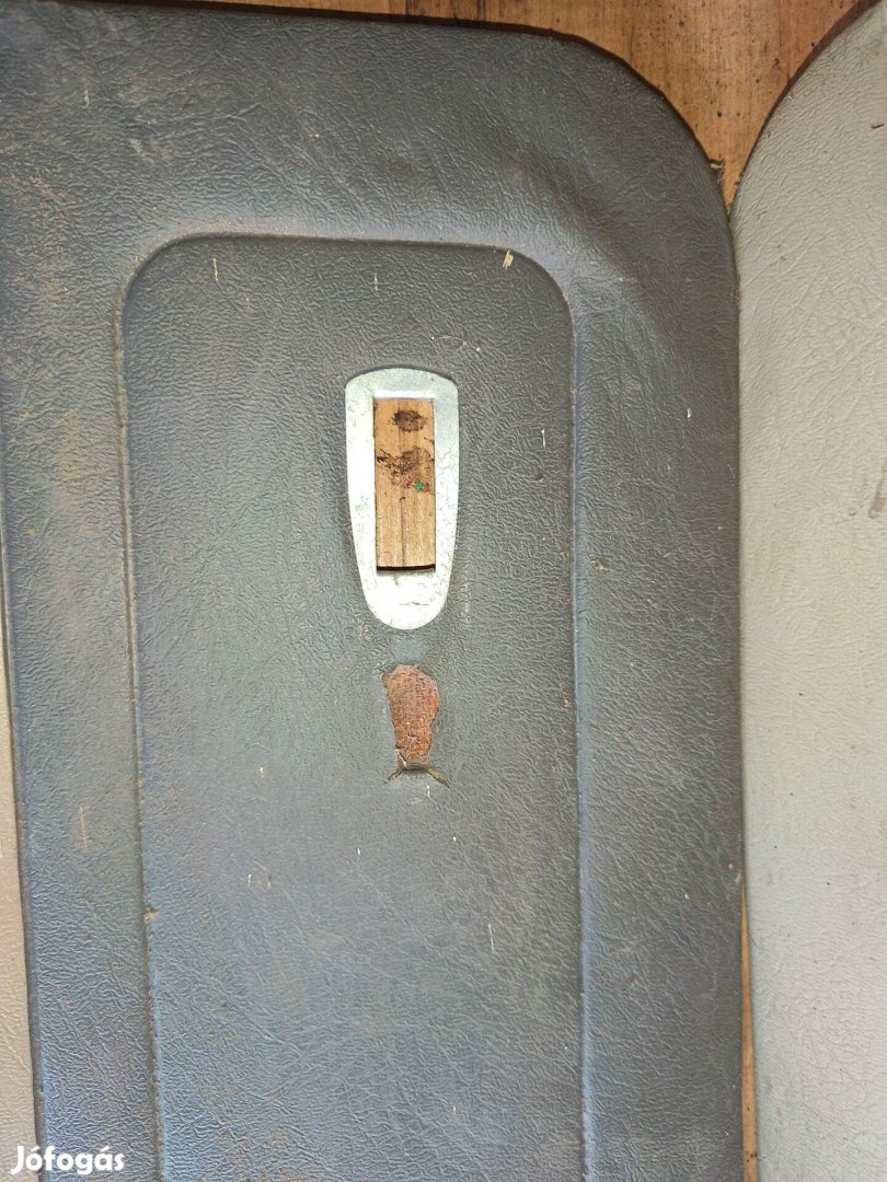 Trabant ajtó kárpit