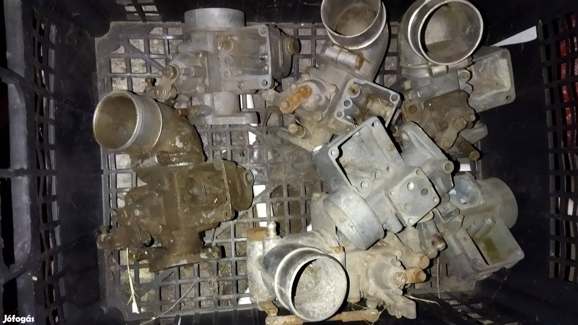 Trabant alkatrészek 