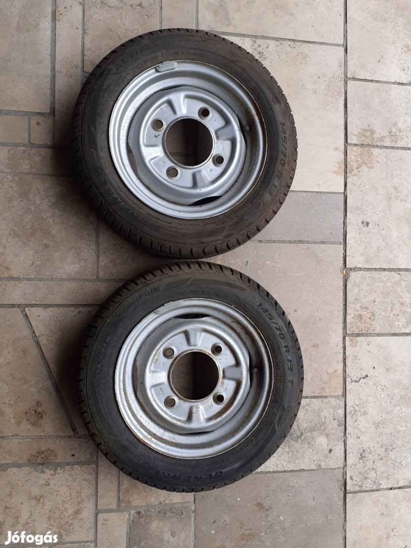 Trabant felni 145/70R13 gumi