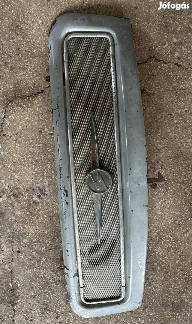 Trabant gyári szárnyas emblémás hűtőrács homlokfal