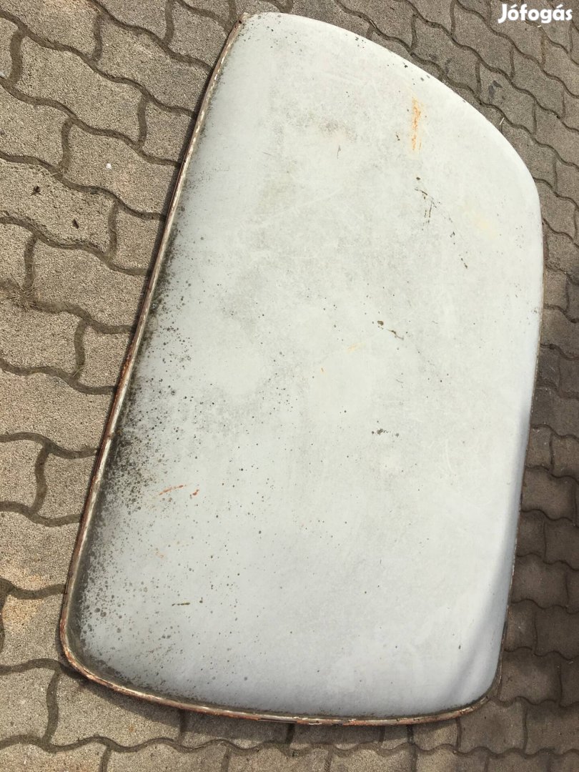 Trabant gyári tető duroplast burkolat