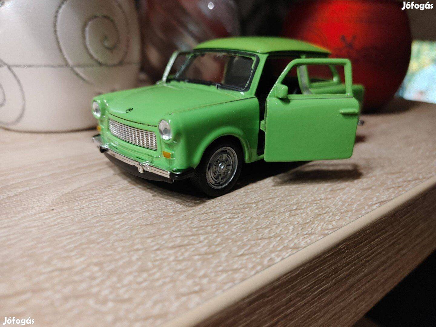 Trabant kisautó modell gyűjtőknek