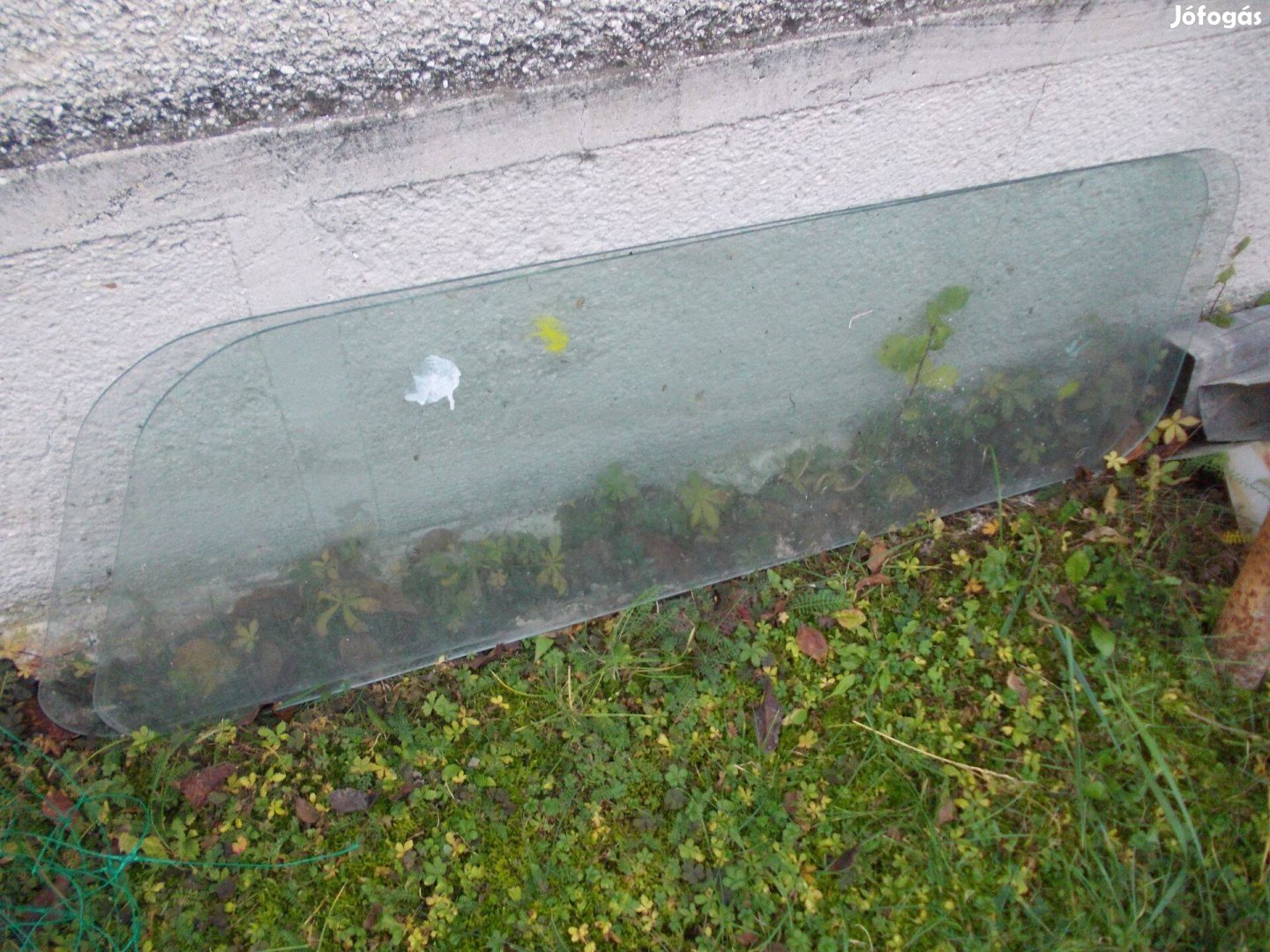 Trabant kombi hátsó , oldalsó ablak üveg