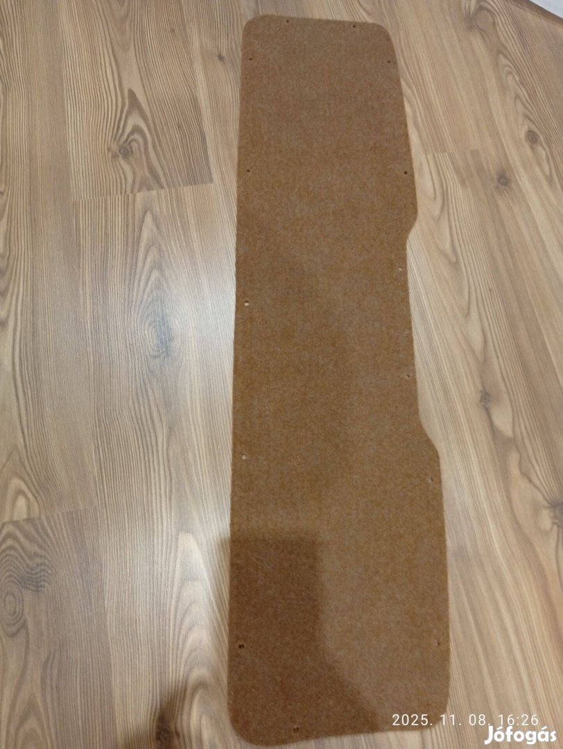 Trabant kombi hátsó ajtó kárpit