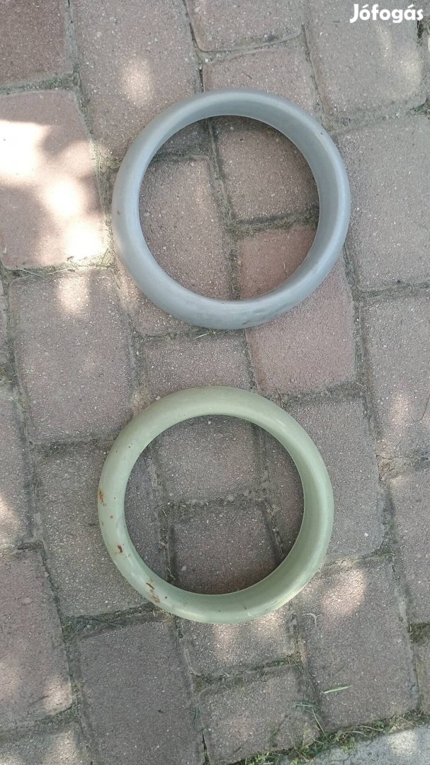 Trabant lámpa keret eladó!