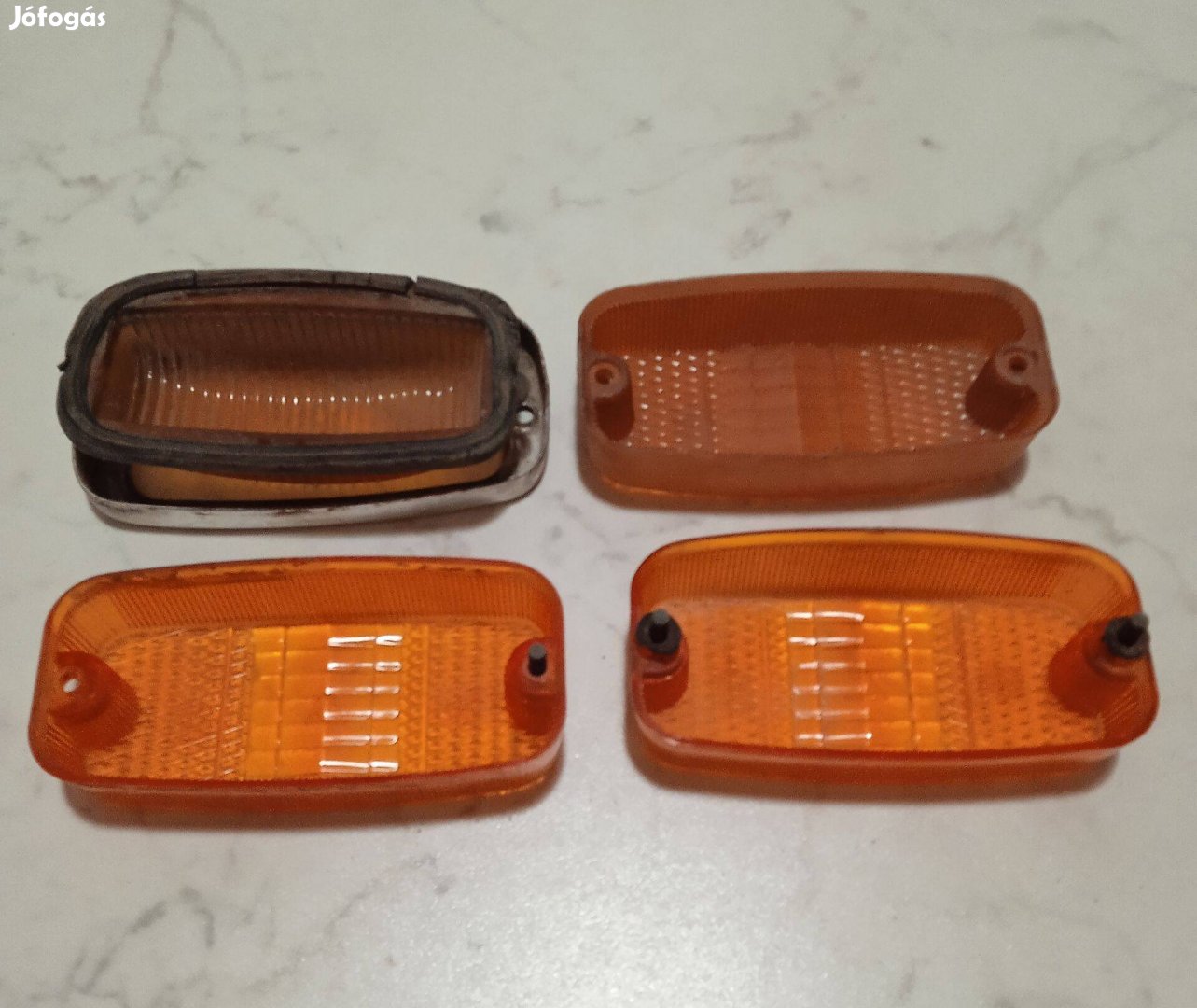 Trabant villógó búrák
