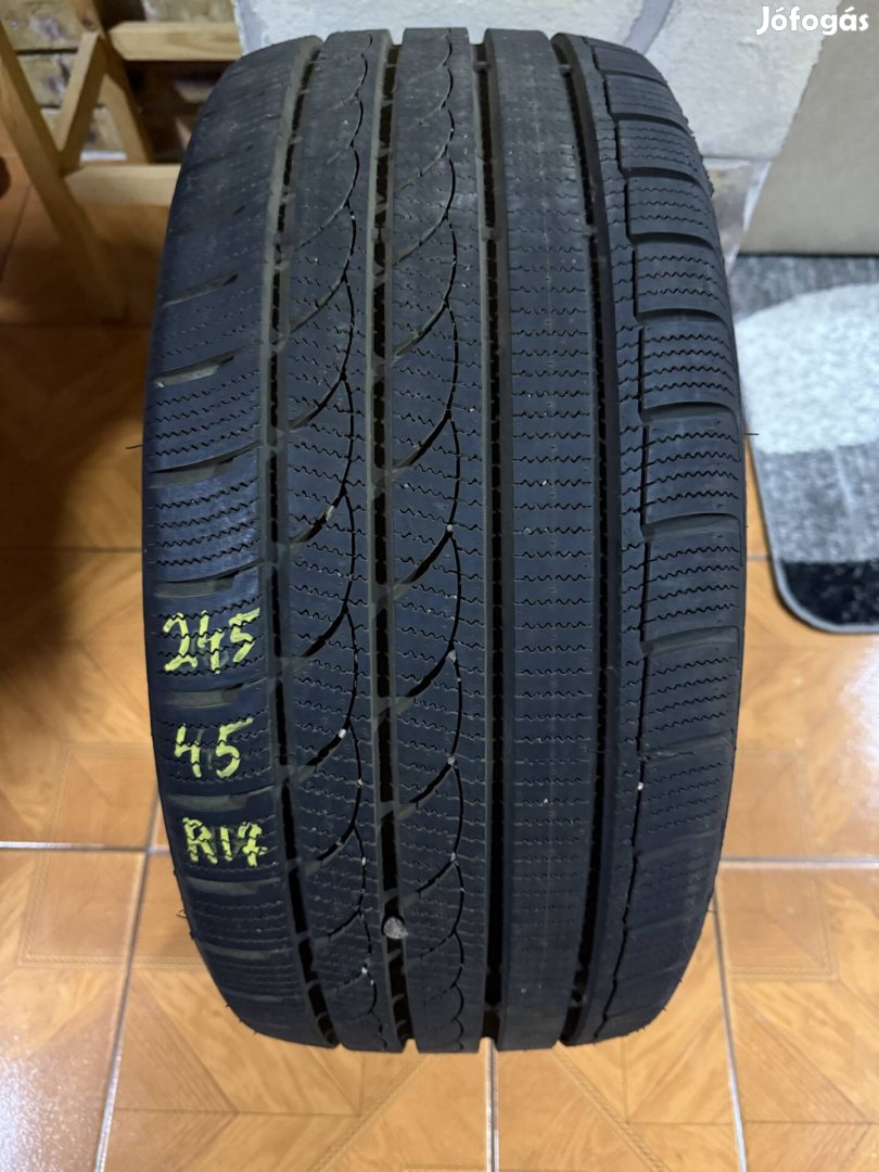 Tracmax Winter téli 245/45 R17 99 V TL 2020