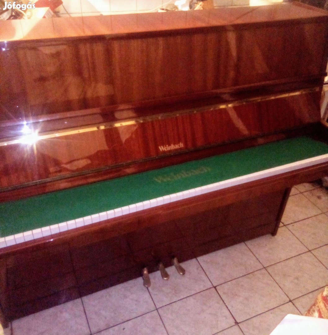 Trademark of Weinbach Czech Republic 118 H Traditional zongora