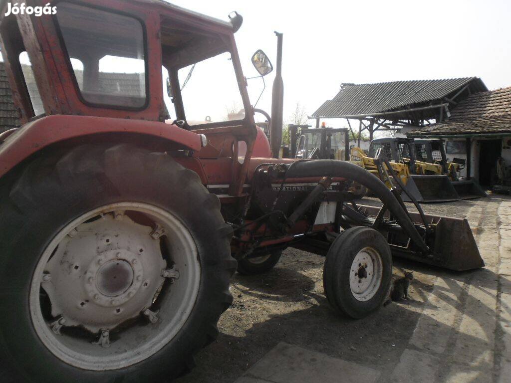 Traktor IH 744 eladó