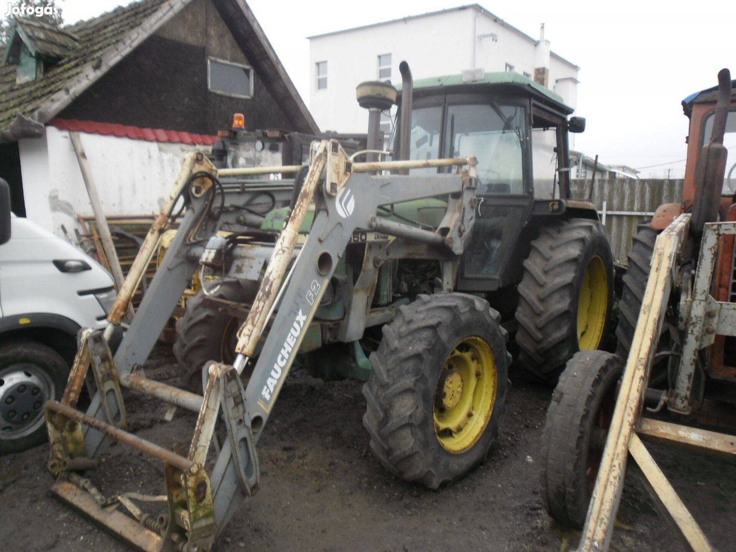 Traktor John Deere eladó