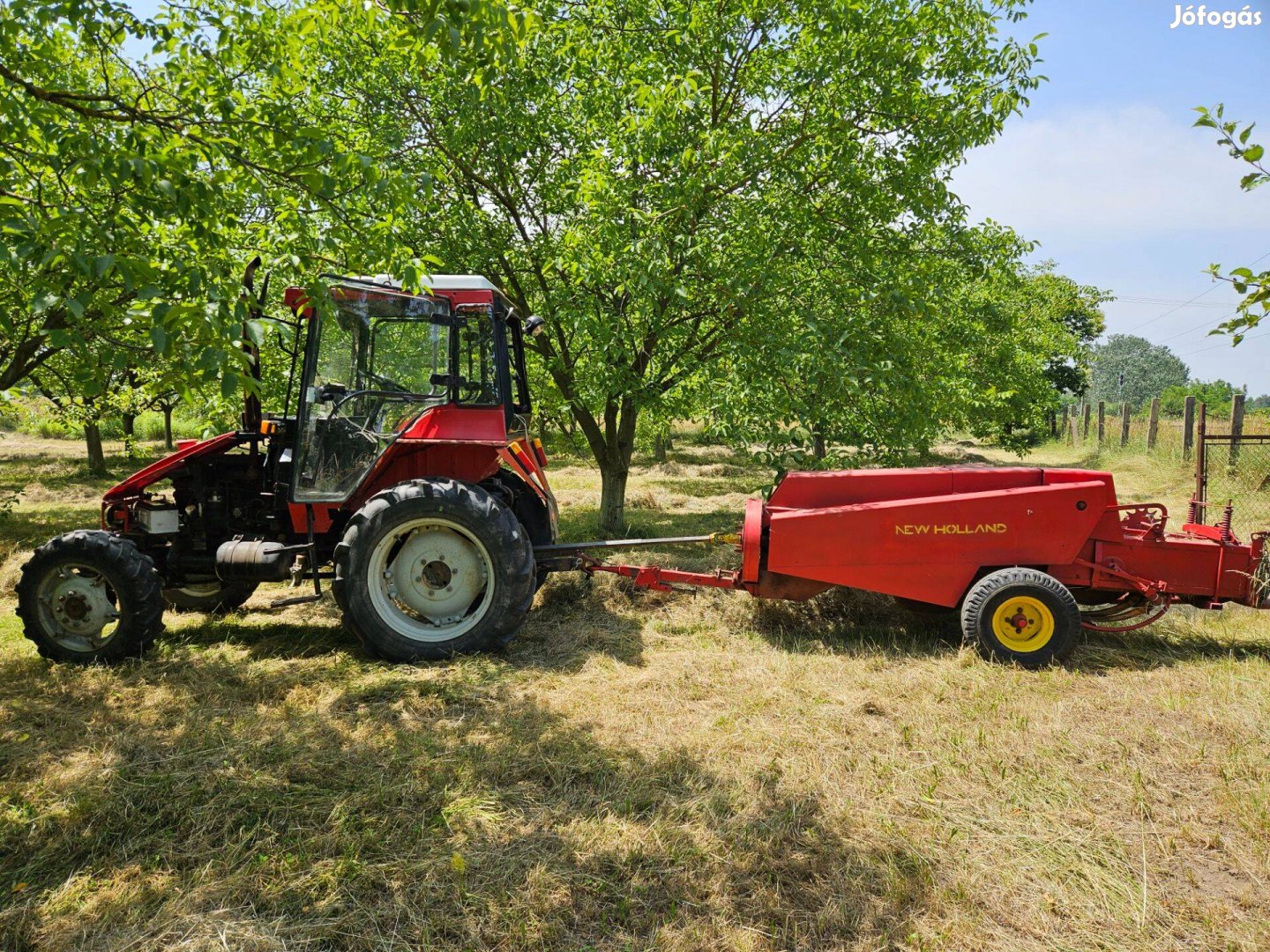 Traktor Vtz 4048 - 50 LE 4 kerék hajtású- szerszámaival -csomagár