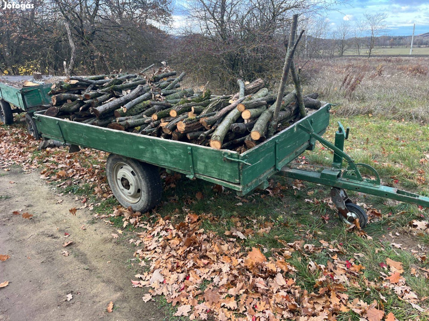 Traktor egy tengelyes pótkocsi