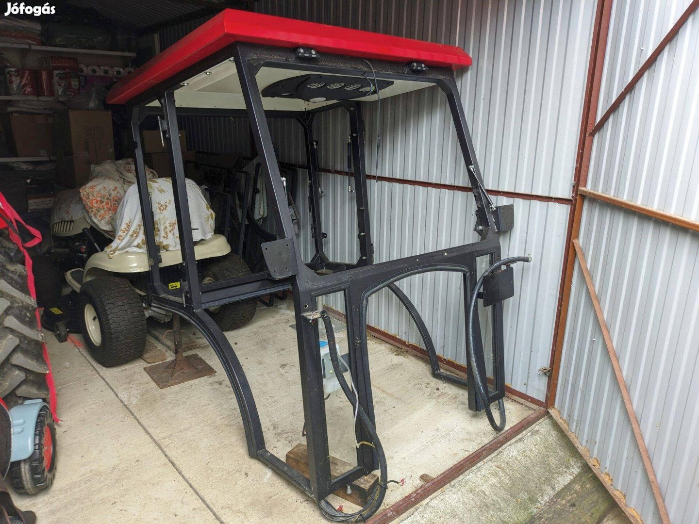 Traktor fülke