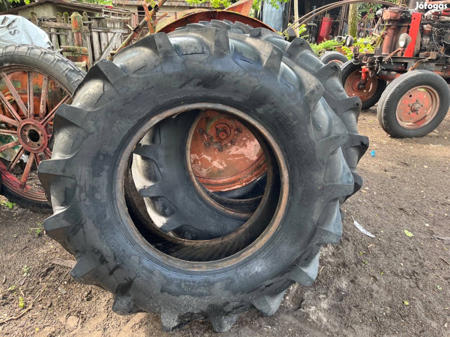 Traktor gumi eladó 16,9/28