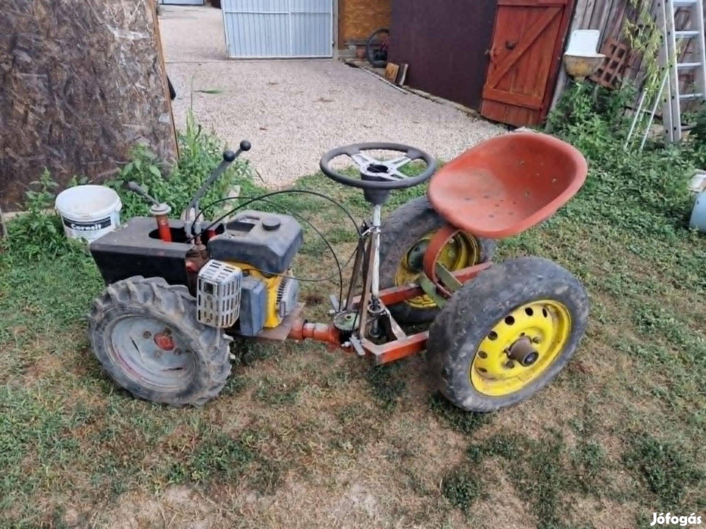 Traktor kis traktor
