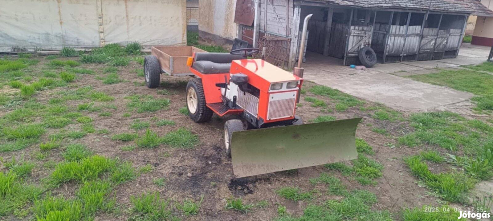 Traktor kis traktor kistraktor hako pótkocsival
