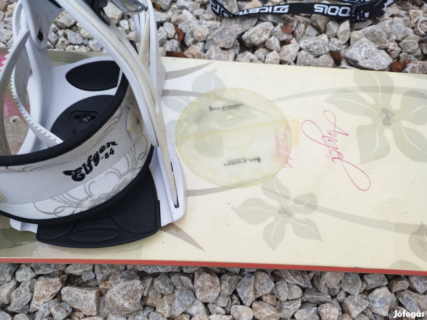 Trans női snowboard kötéssel